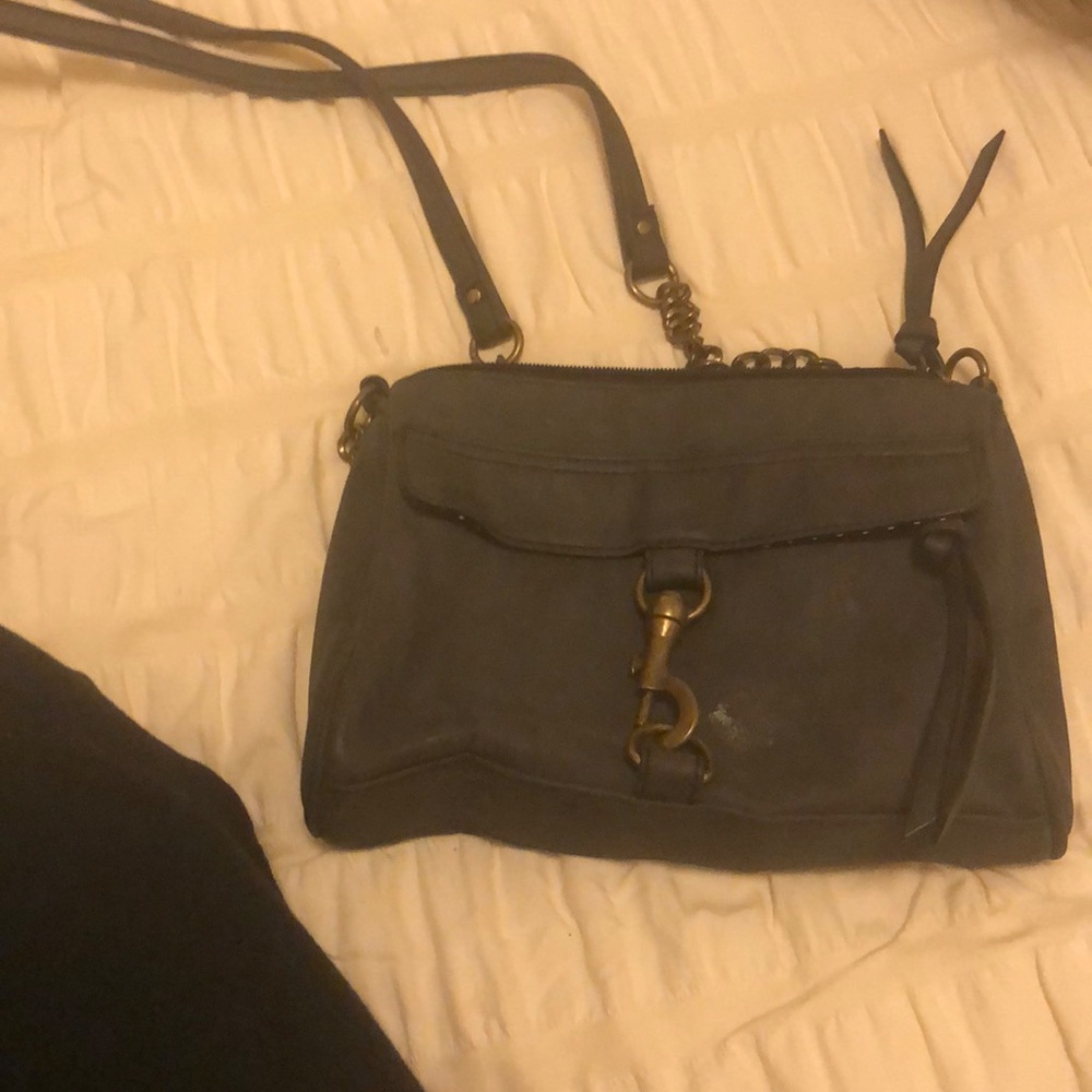 Small target crossbody